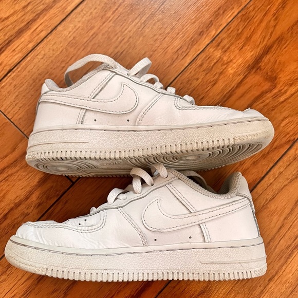 Nike Kids Classic White Sneakers - Picture 6 of 7